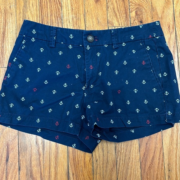 Blue with sailor print pattern shorts by Uniqlo size 0 - Picture 1 of 4